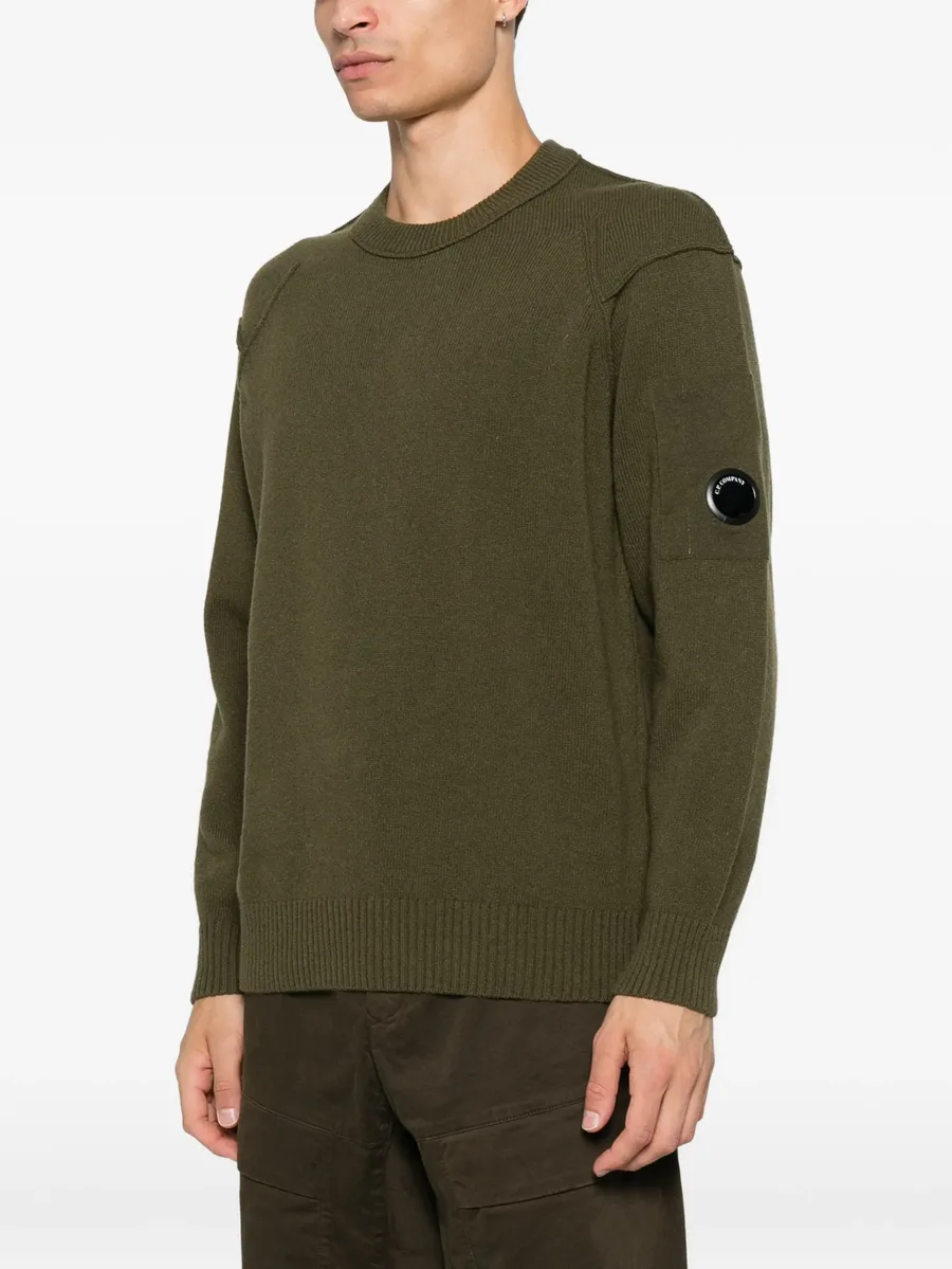 Lens-detail sweater 3