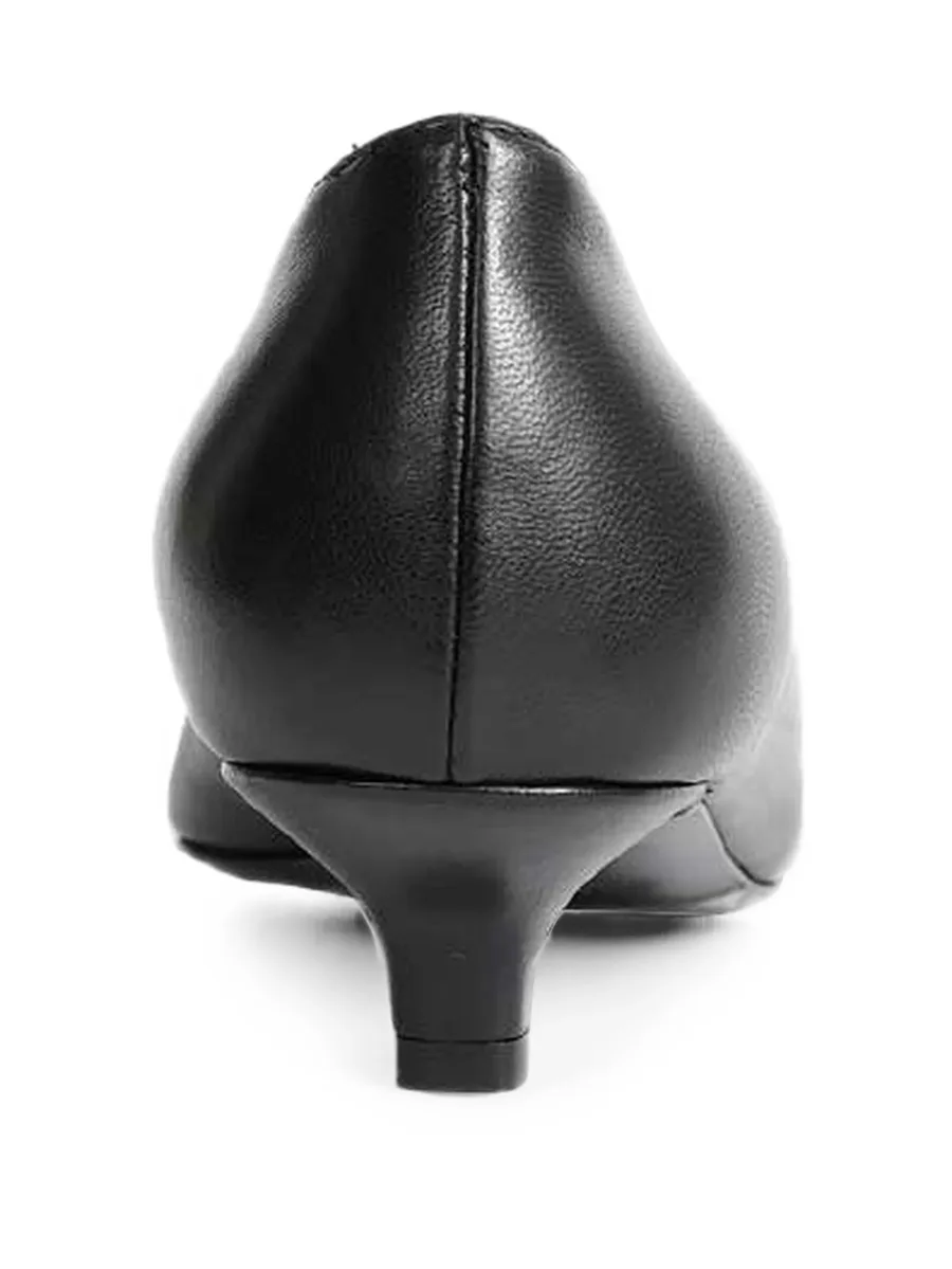 Pierced nappa pumps 3