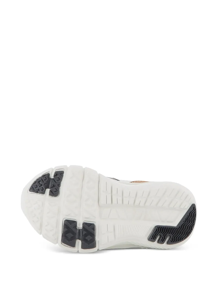 lace-up sneakers 3