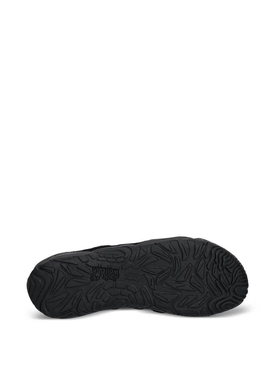 Levente sandals 5