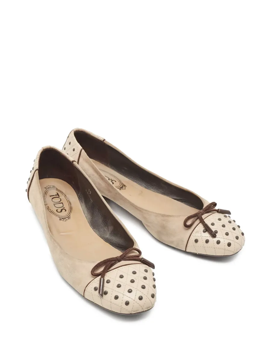 pre-owned stud-embellished ballet flats 8