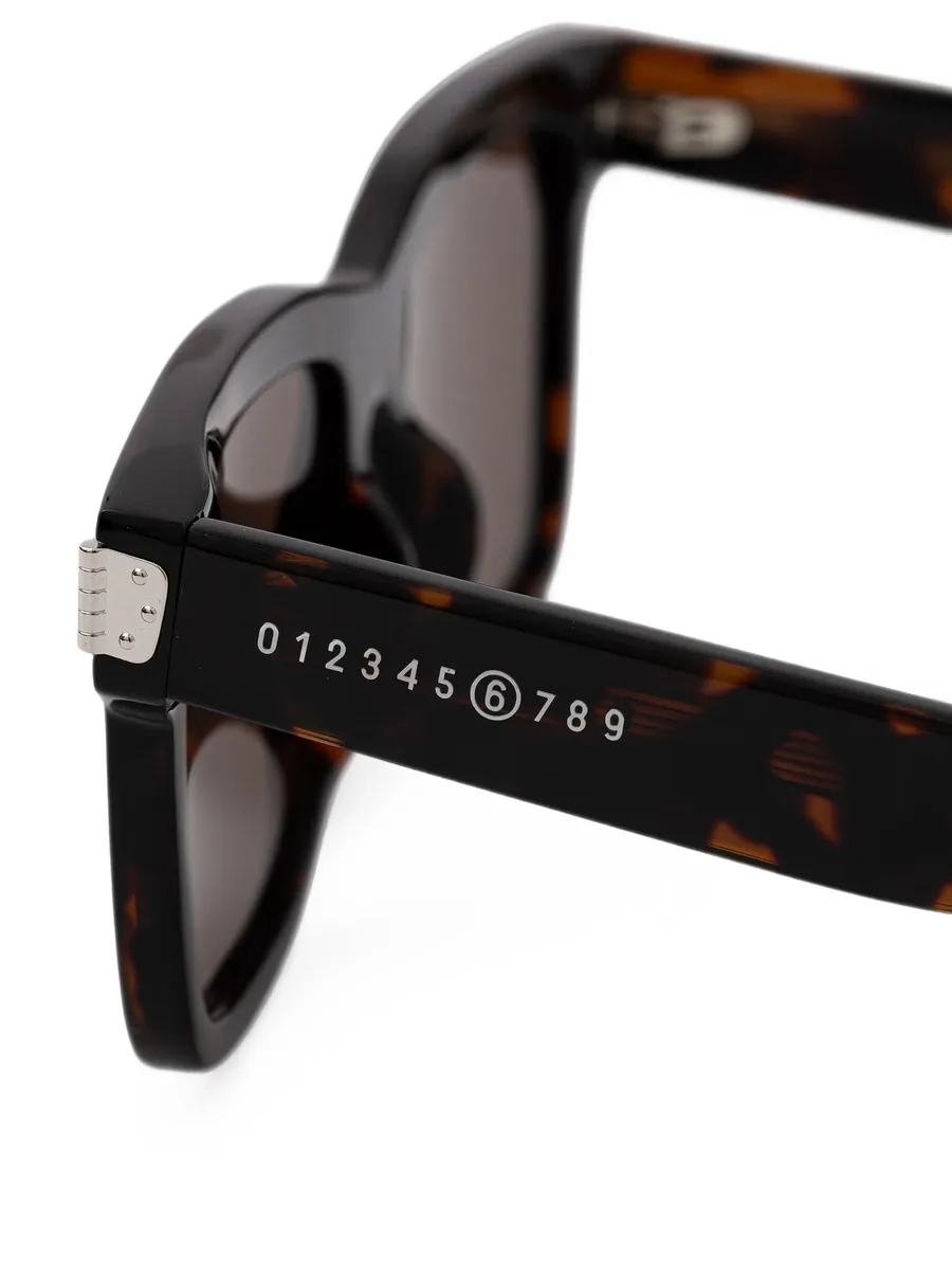 tortoiseshell-effect sunglasses 4