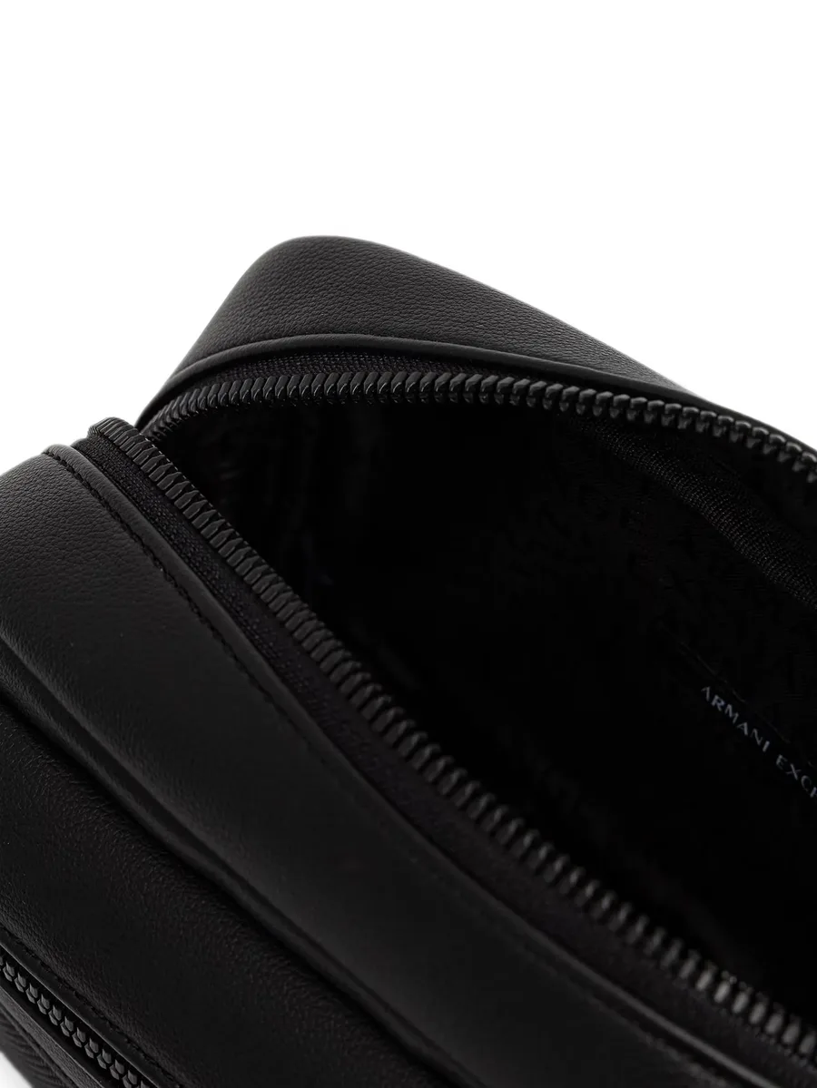 logo-patch wash bag 5