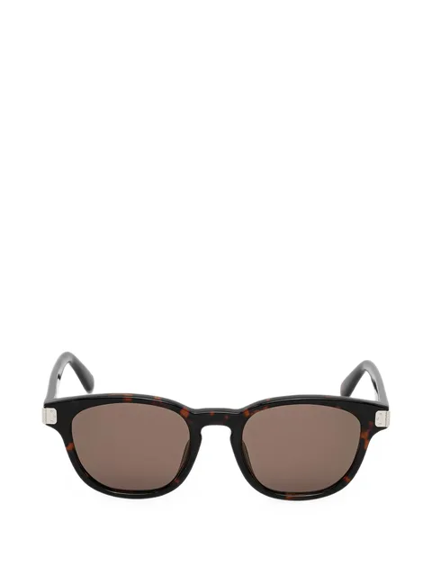 tortoiseshell-effect sunglasses