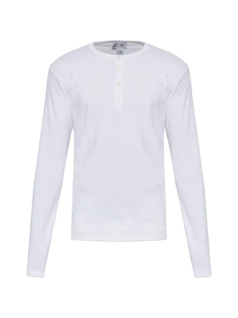 long-sleeve T-shirt