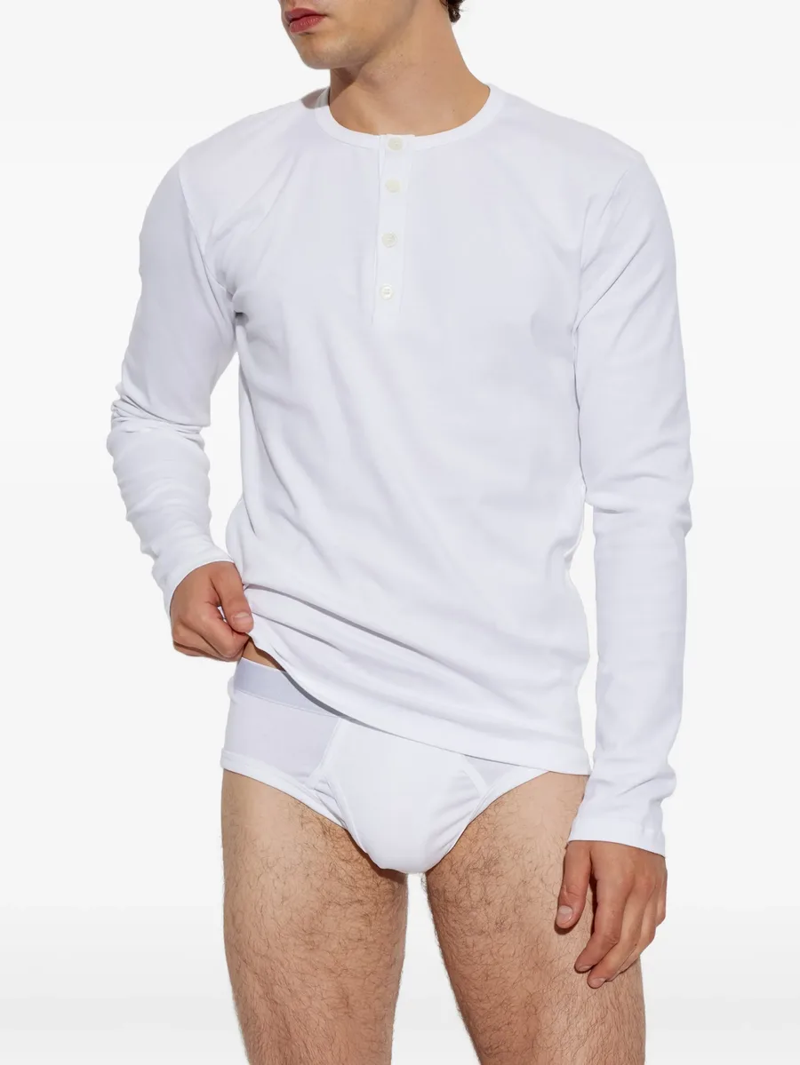 long-sleeve T-shirt 2