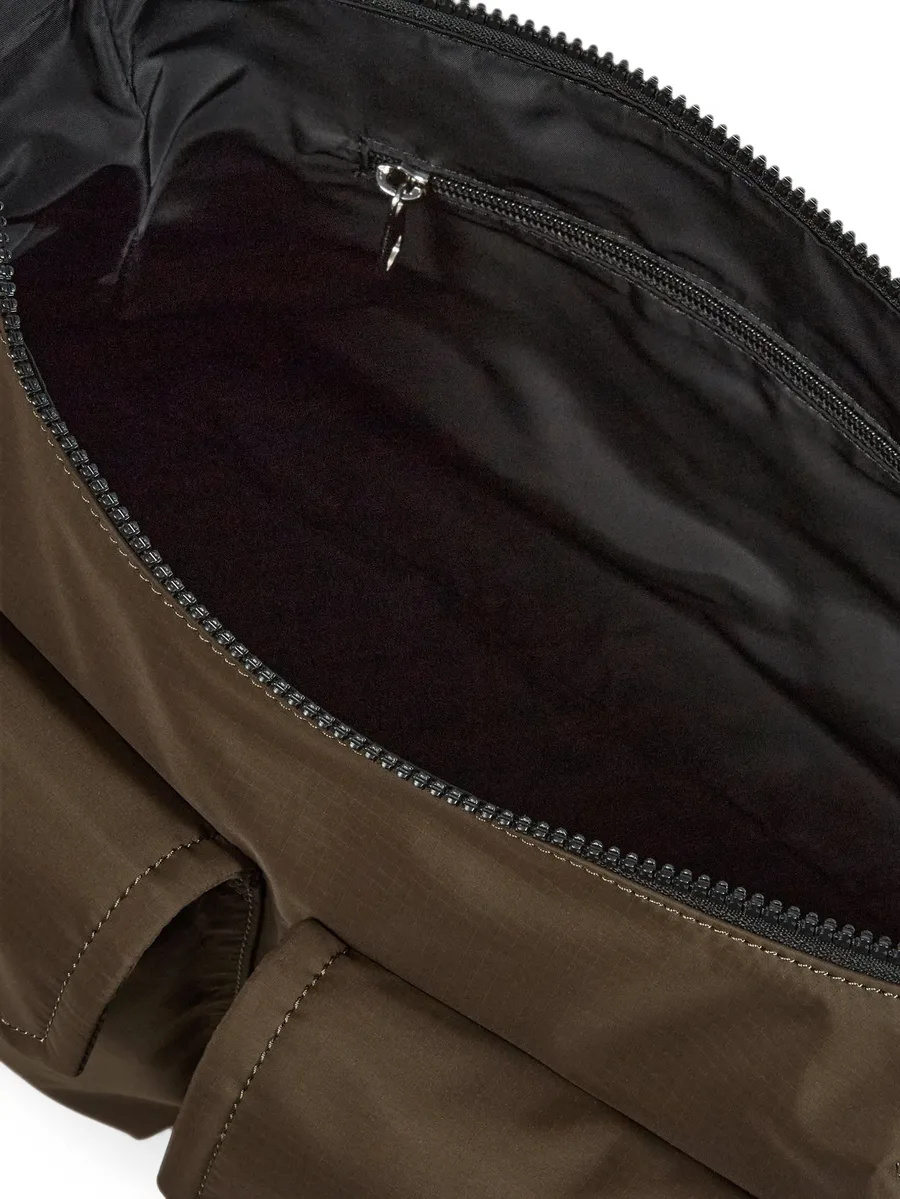Trek buckle-fastening shoulder bag 4