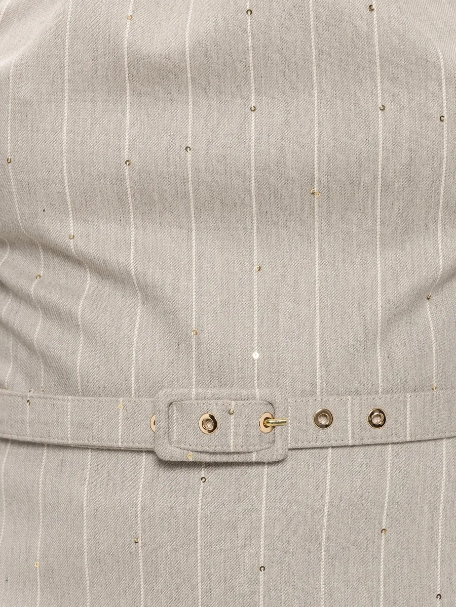 tie-detail tailored top 6
