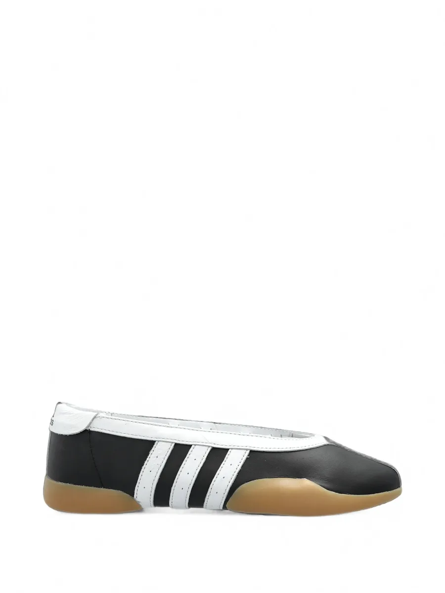 Taekwondo Mei ballet flats 1