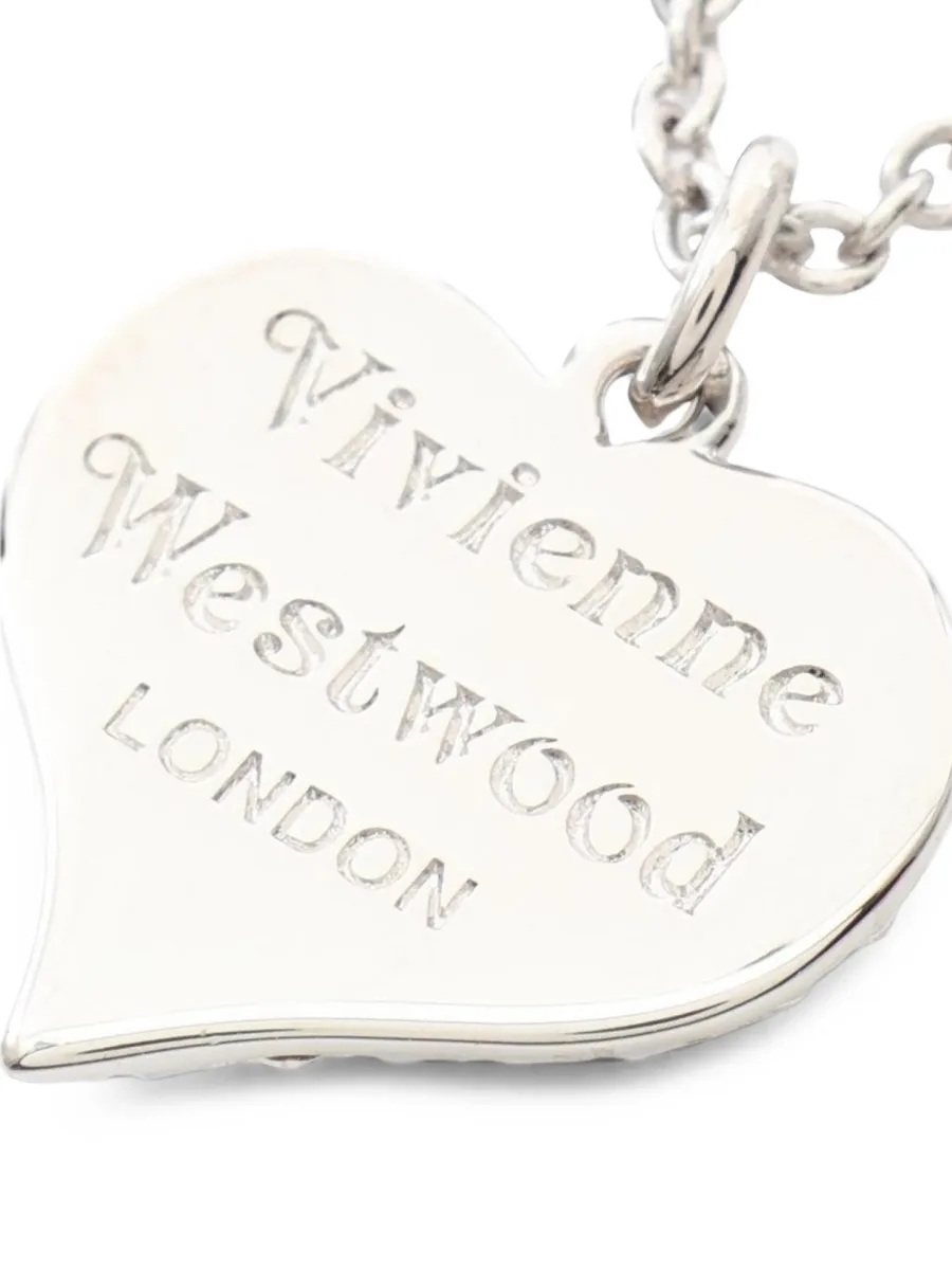 2020s Petra heart necklace 3