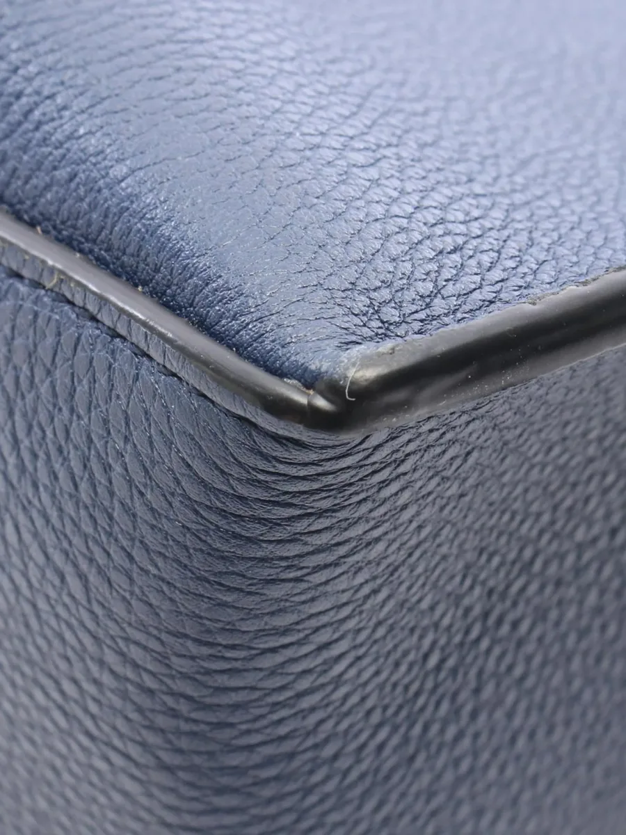 2010-2026 Leather Anagram Buckle Horizontal tote bag 6