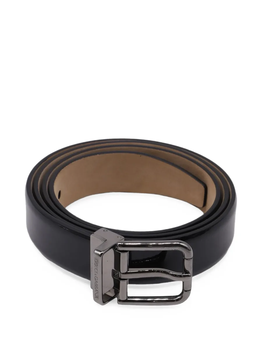 Classic buckled belt 2