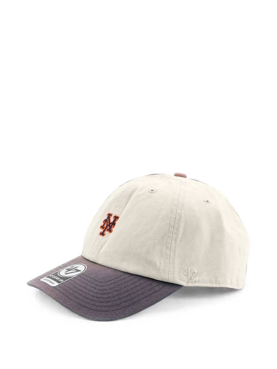 embroidered-logo baseball cap 3