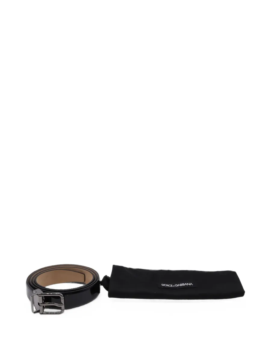 Classic buckled belt 1