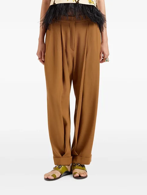 pleated pants