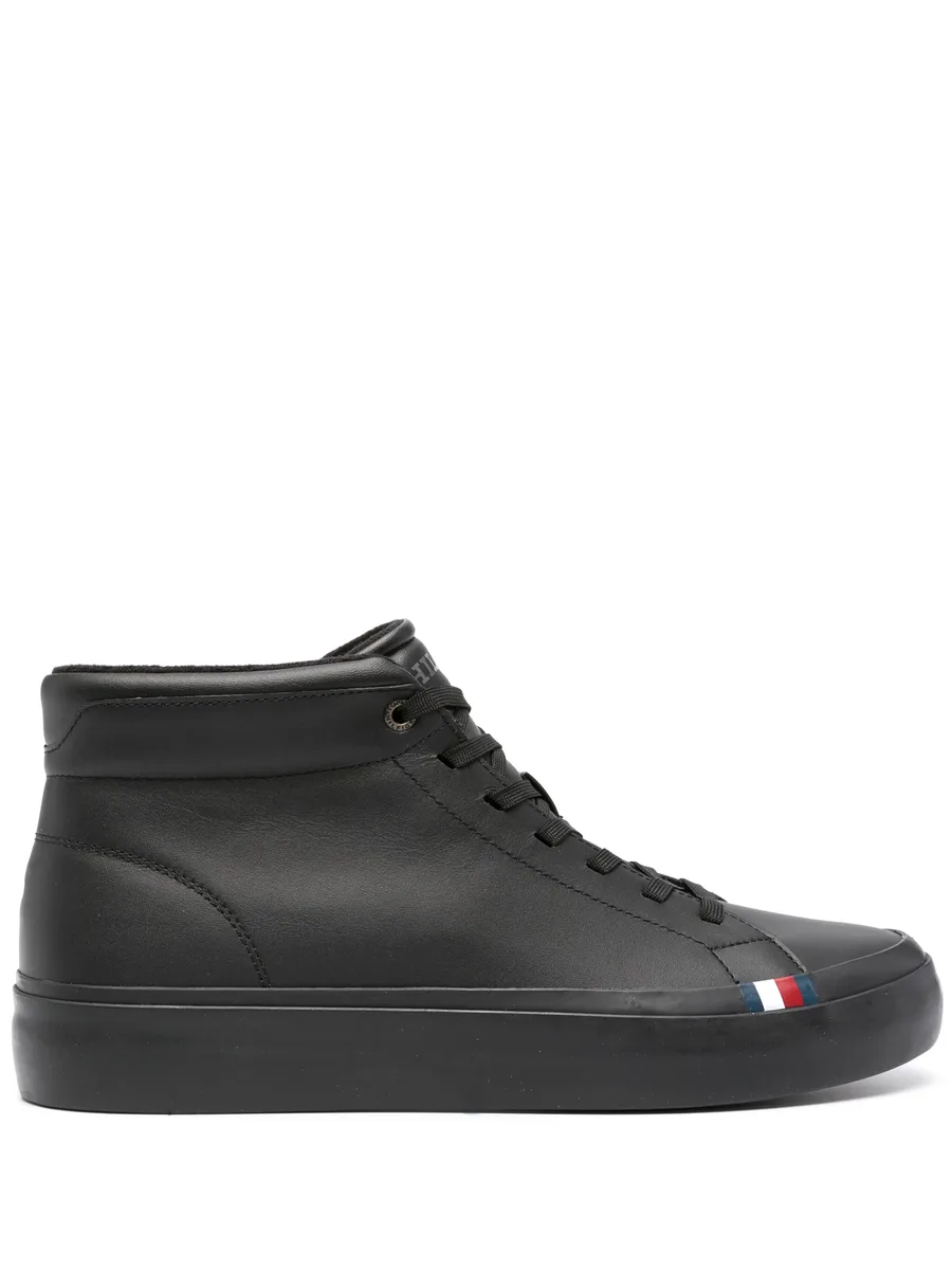 Modern lace-up leather sneakers 2