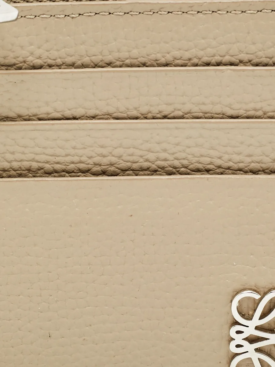 Anagram card holder 4
