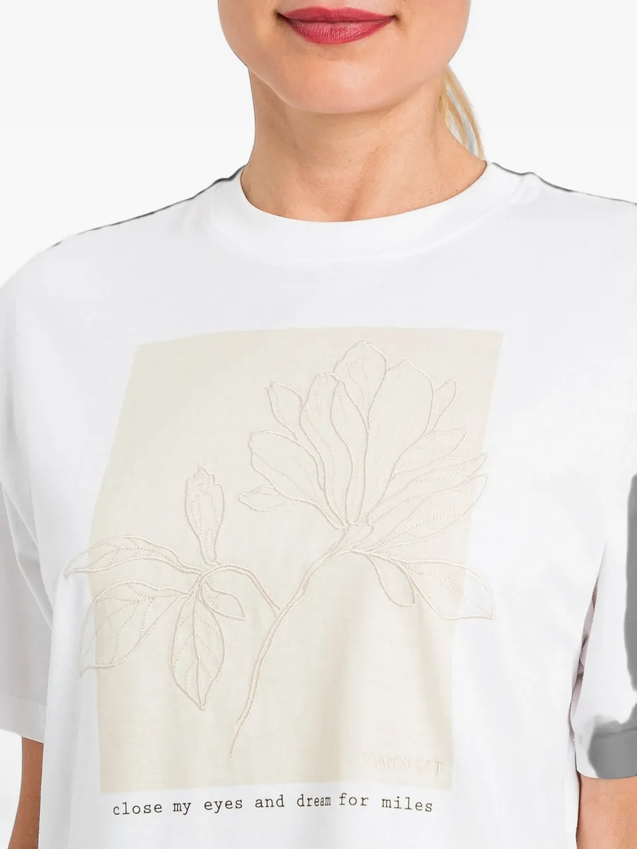 floral-embroidered graphic-print T-shirt 4