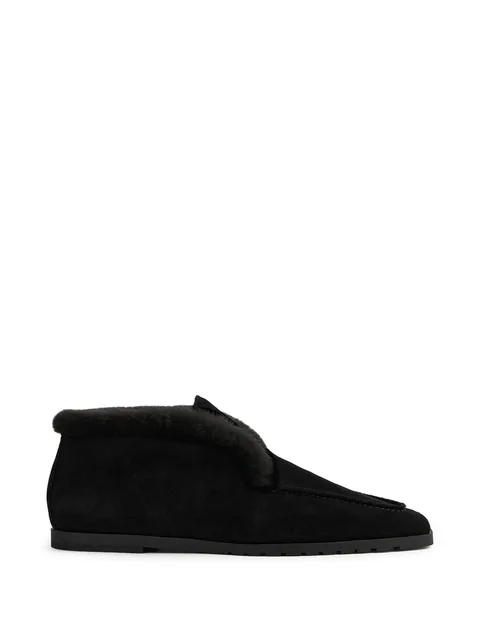 slip-on black boots