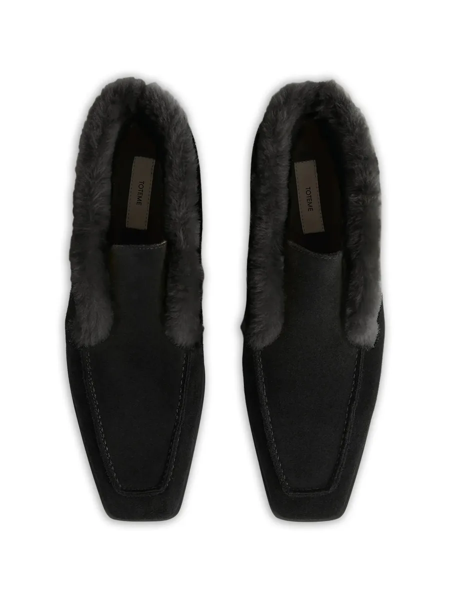 slip-on black boots 5