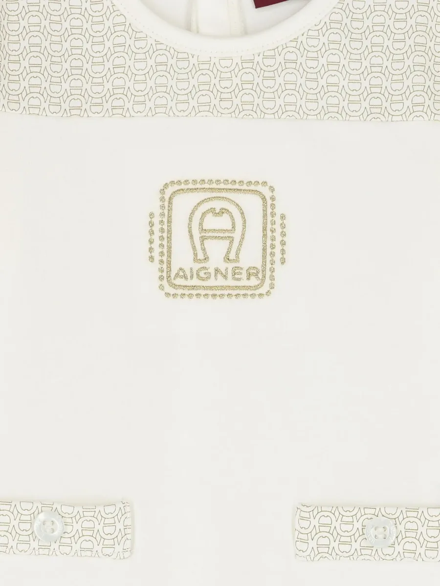 logo-embroidered patterned babygrow 3