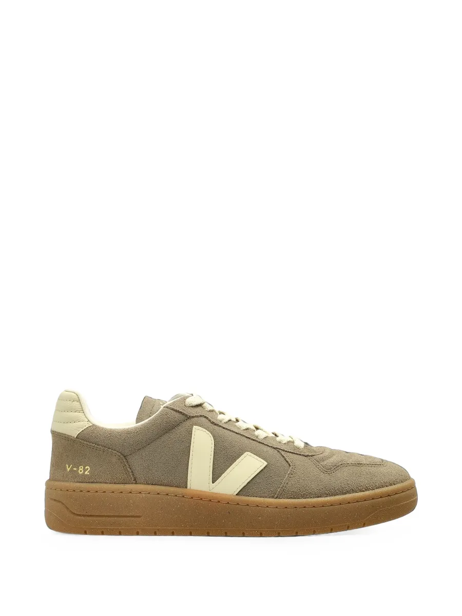 V-82 II sneakers 1