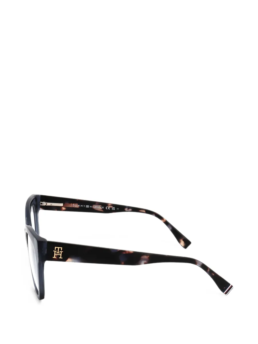 cat-eye glasses 2