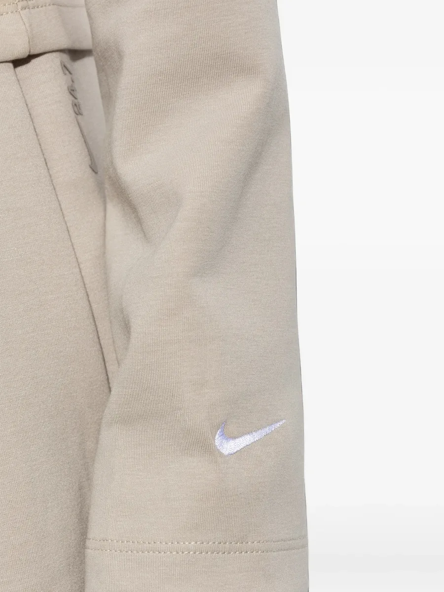 zip-up hoodie 5