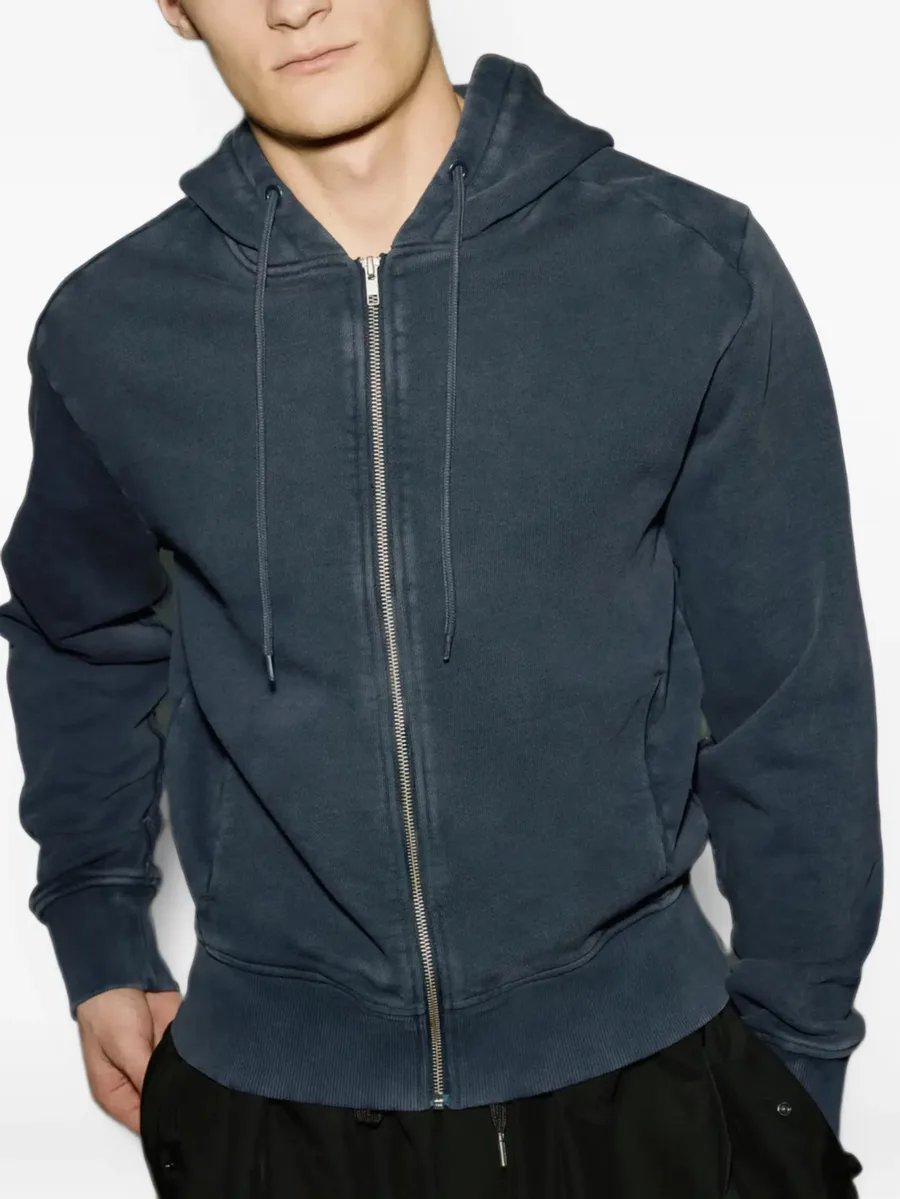 zip-up hoodie 4