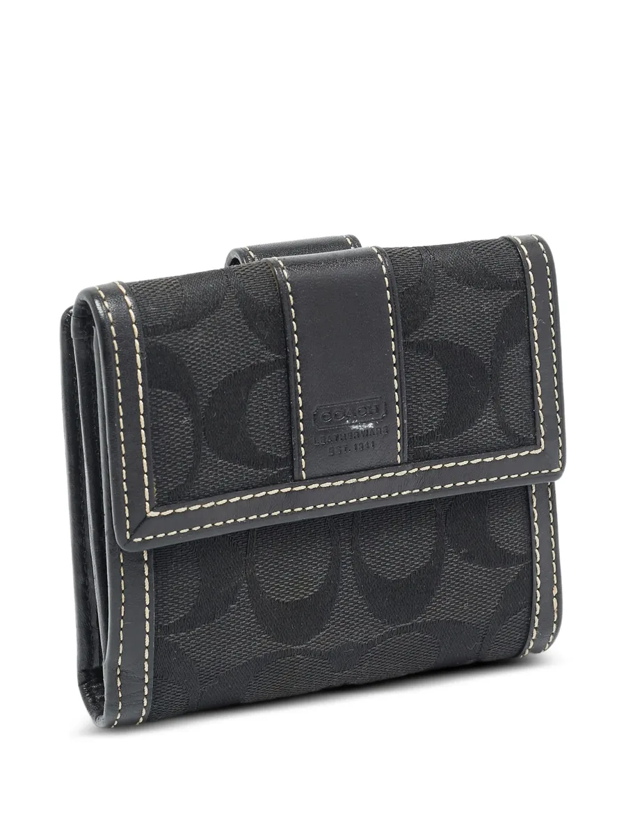 logo-detail flap wallet 2