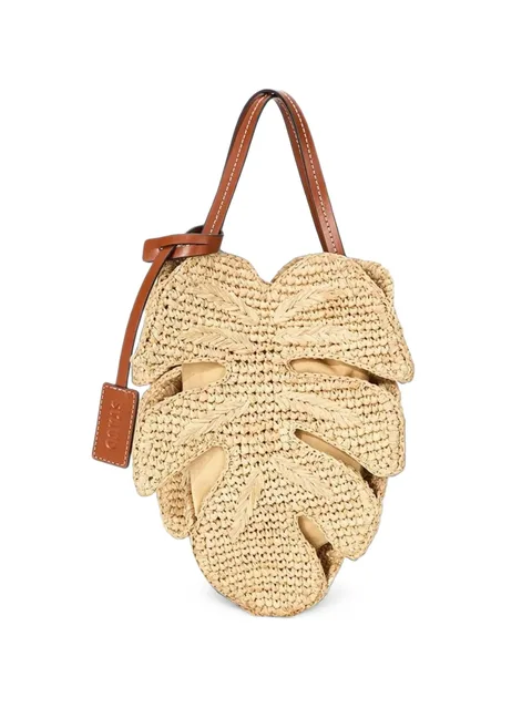 Palm leaf-shaped raffia tote