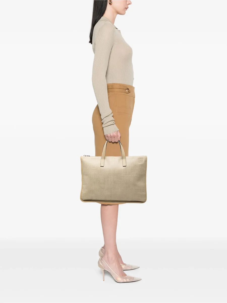 портфель Goya Briefcase с тиснением (2016 год) 2