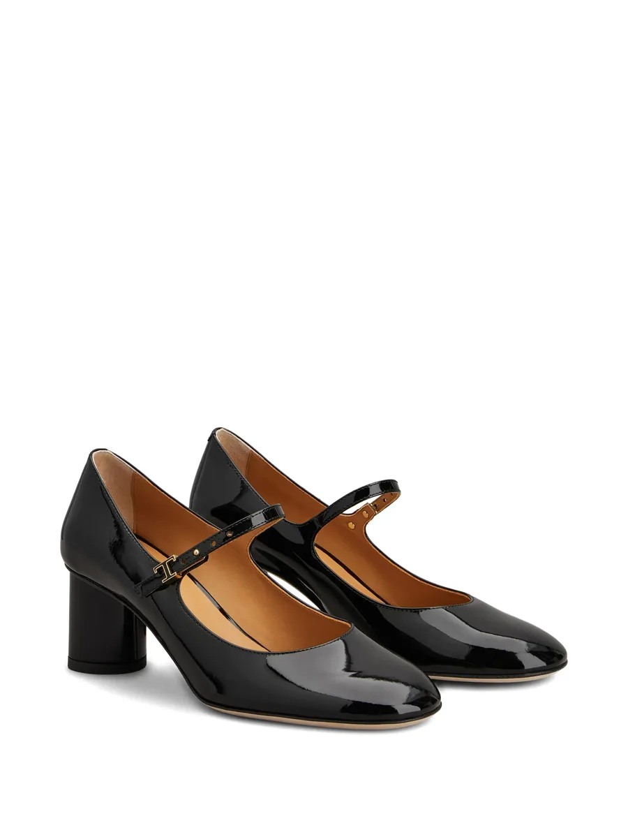 buckle-strap pumps 4