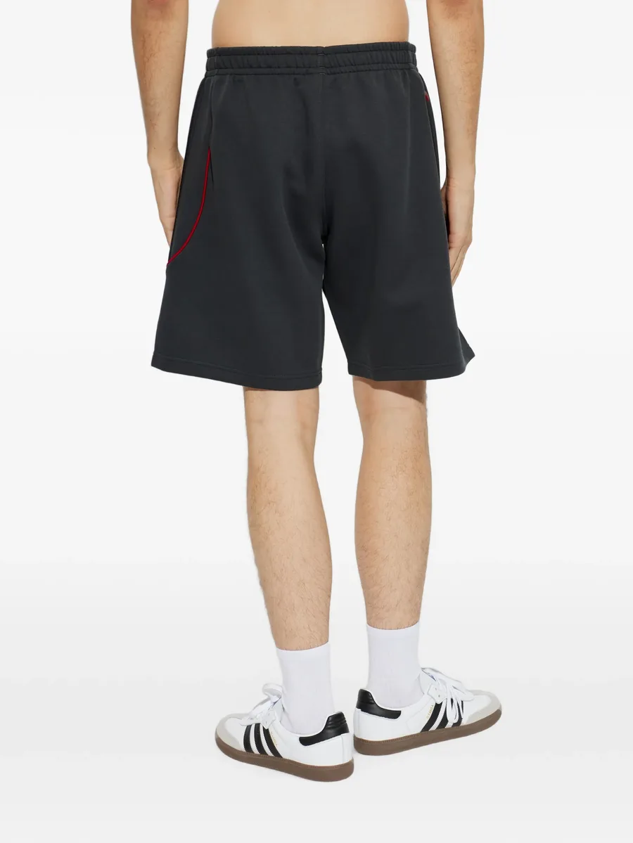 LFC Spacer Teamgeist 26 shorts 3