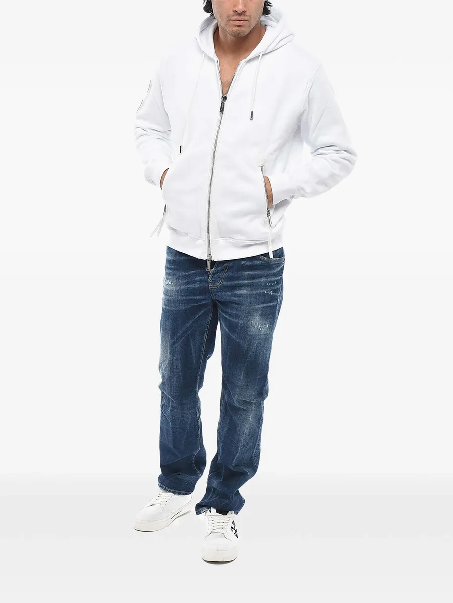 zip-up hoodie 2