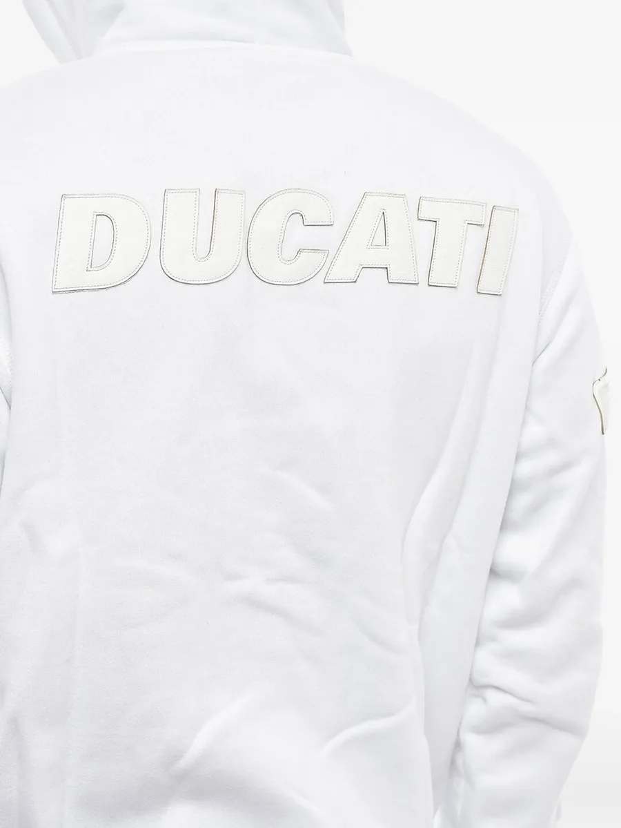 zip-up hoodie 4