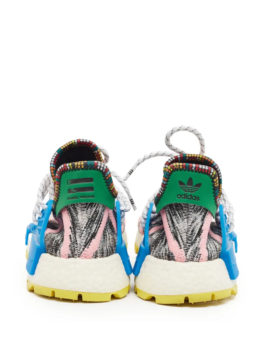 кроссовки Solar Hu из коллаборации с Pharrell Williams 3