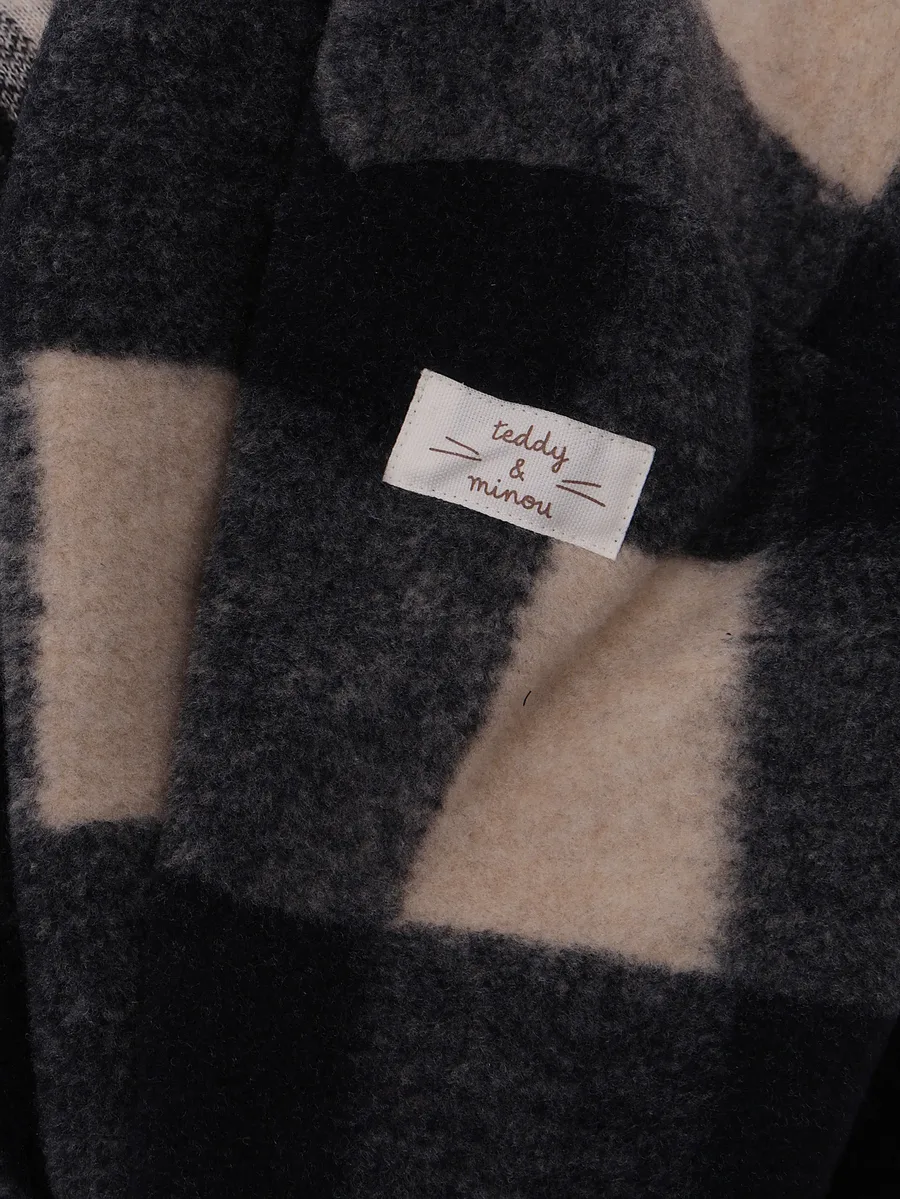 check hooded coat 3