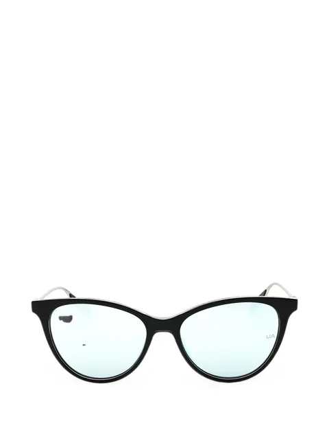 cat-eye sunglasses