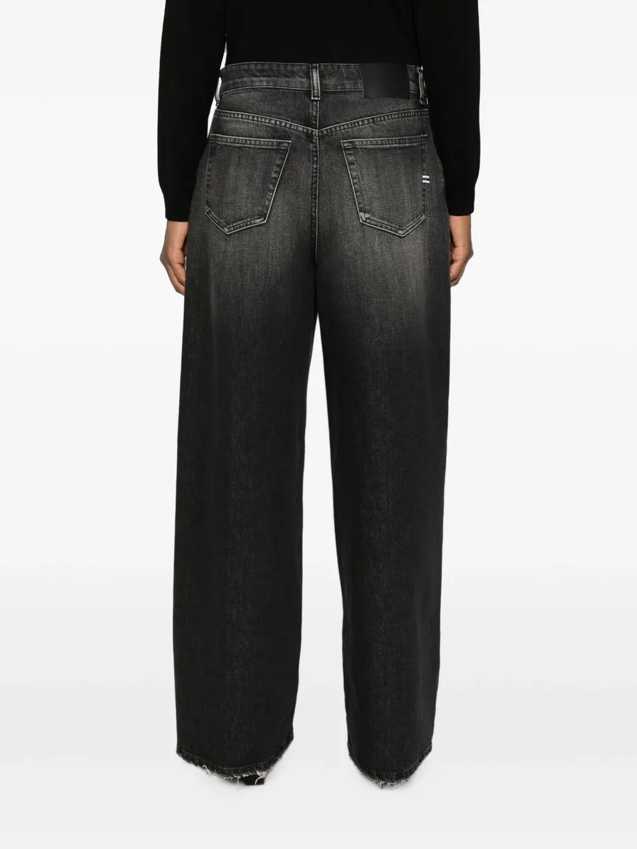 pleated acid-wash jeans 4