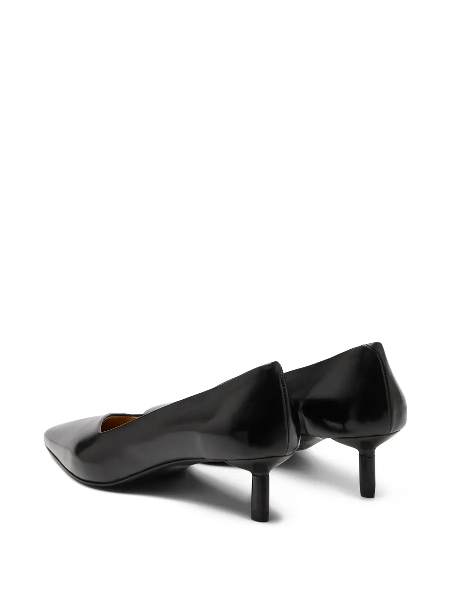 pointed pumps 6