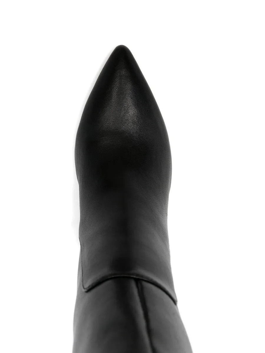 pointed boots 8