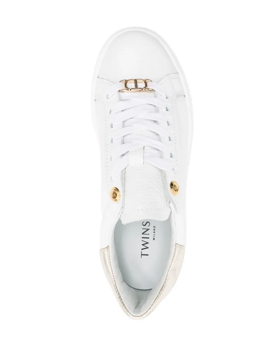 contrasting-heel leather trainers 8