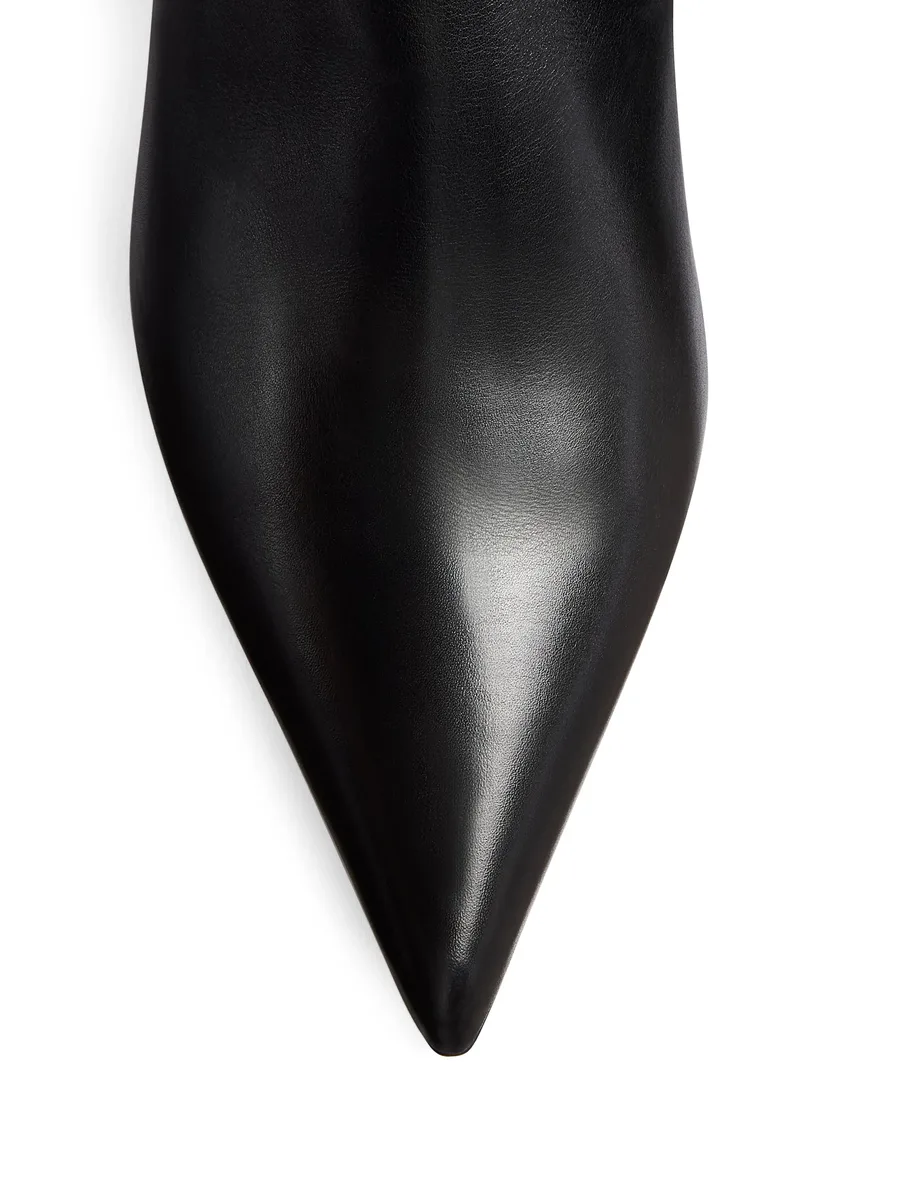 Bella heel boots 8