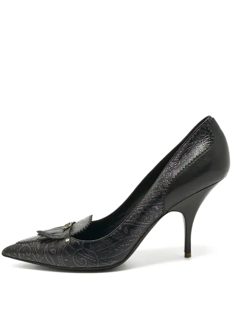 fringe leather pumps