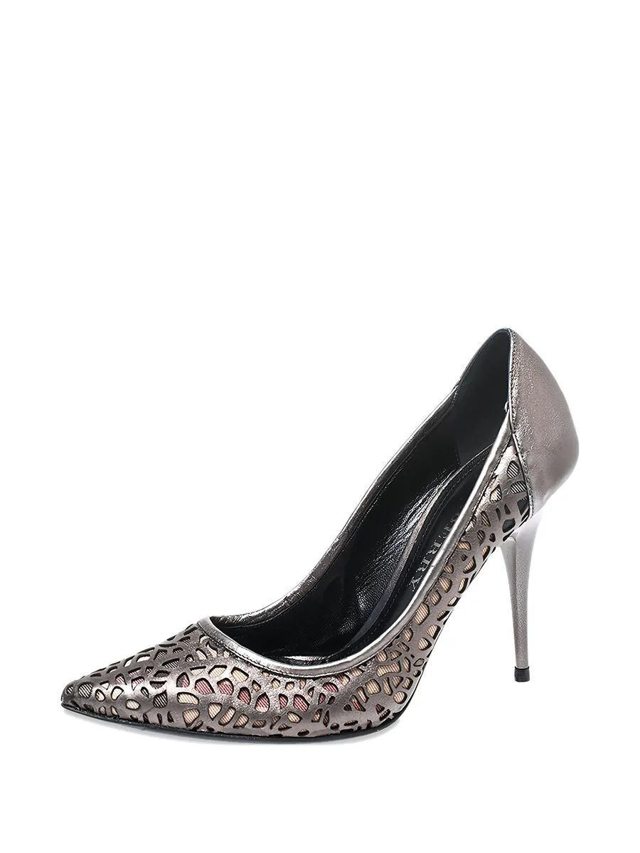 110mm Nova Check heeled pumps 4