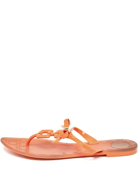 chain-detail flat sandals