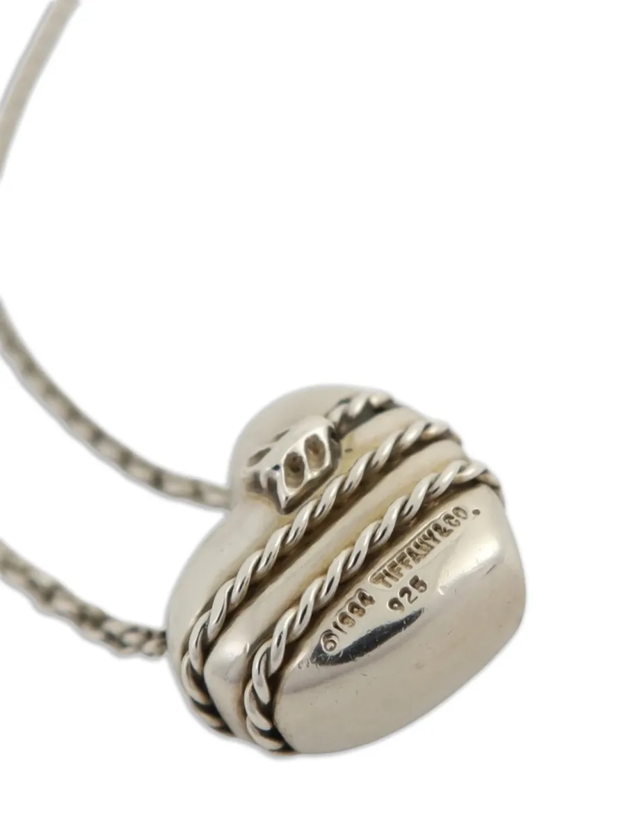 heart-motif necklace 7