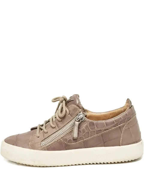 crocodile-embossed sneakers