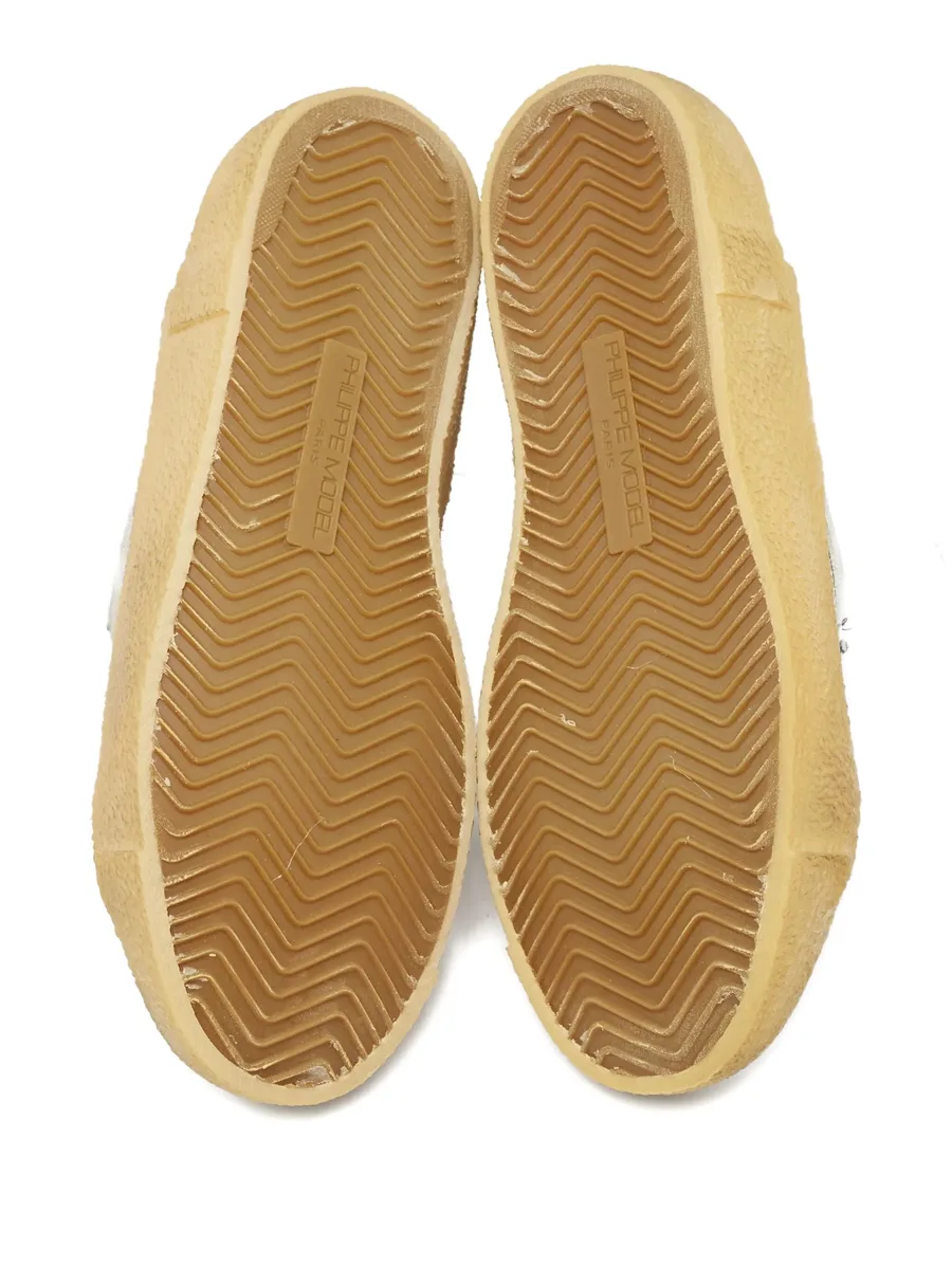 leather sneakers 8